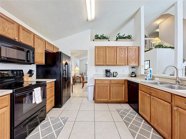 Image No.19-4 Bed House for sale