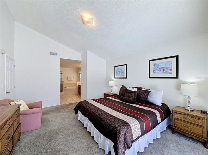 Image No.25-4 Bed House for sale