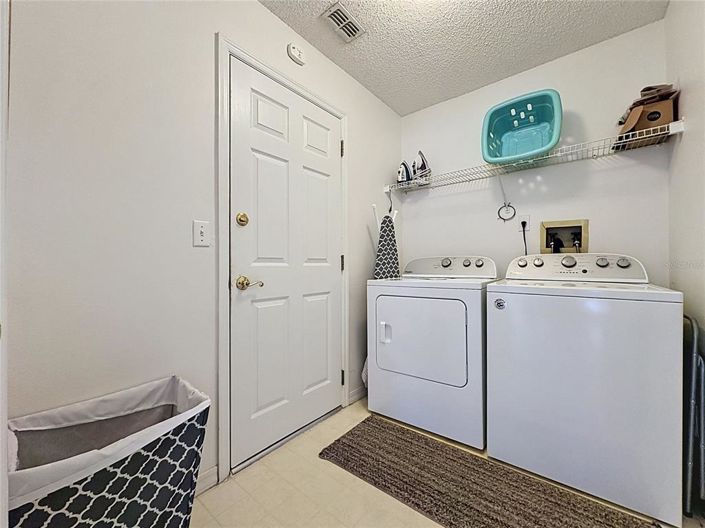 Image No.42-4 Bed House for sale