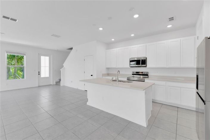 Image No.3-3 Bed Townhouse for sale
