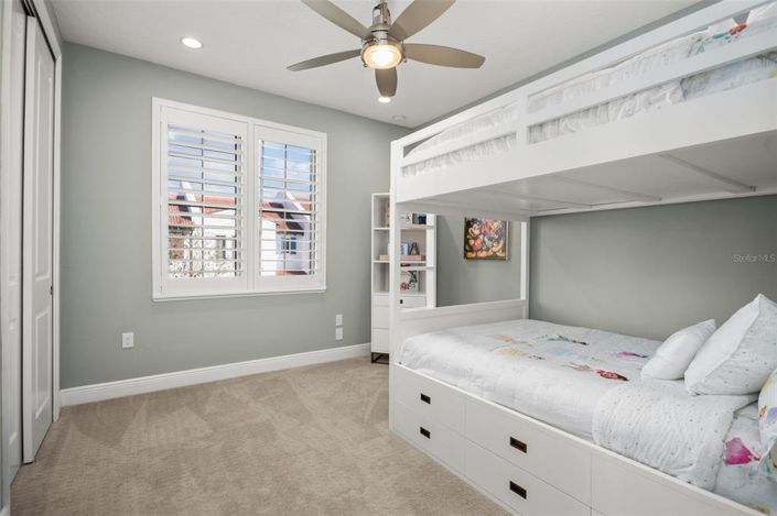 Image No.32-4 Bed Townhouse for sale