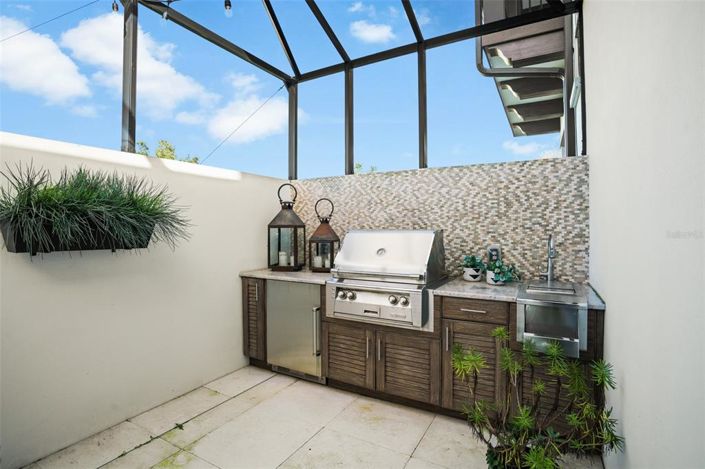 Image No.47-4 Bed Townhouse for sale