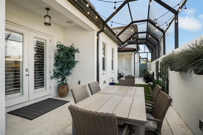 Image No.48-4 Bed Townhouse for sale