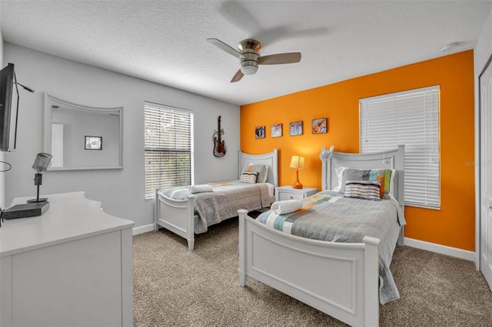 Image No.33-8 Bed House for sale