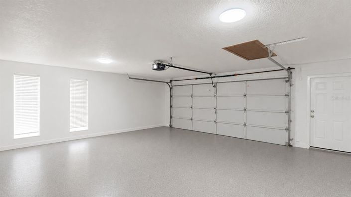 Image No.37-6 Bed House for sale