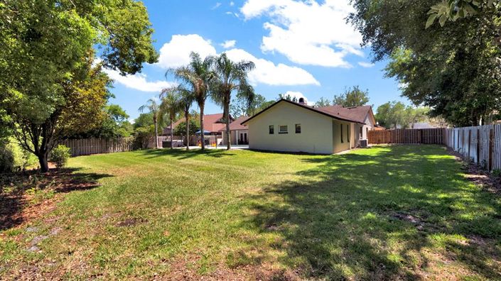 Image No.44-6 Bed House for sale