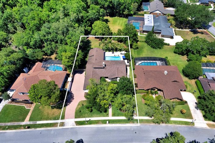 Image No.48-6 Bed House for sale