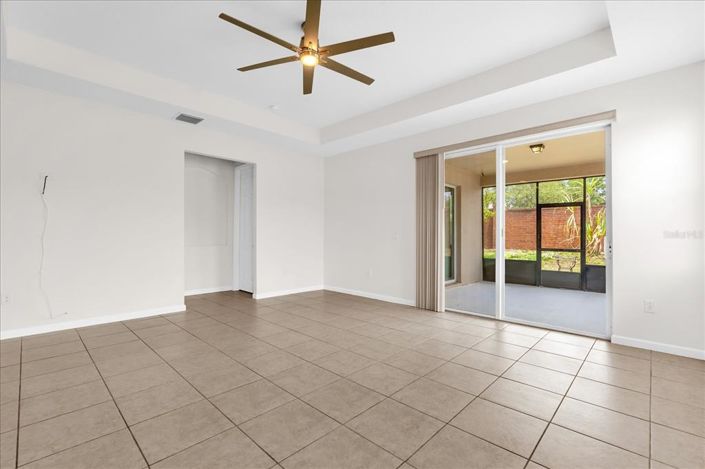 Image No.24-3 Bed House for sale