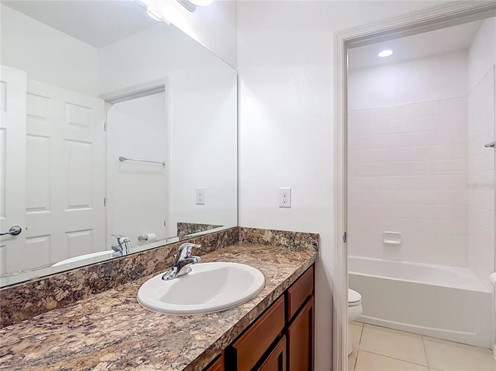 Image No.33-3 Bed House for sale