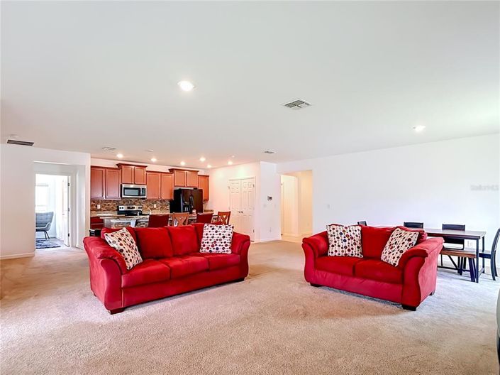 Image No.6-3 Bed House for sale