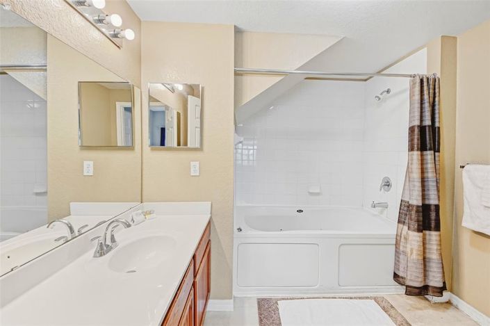 Image No.9-4 Bed Townhouse for sale