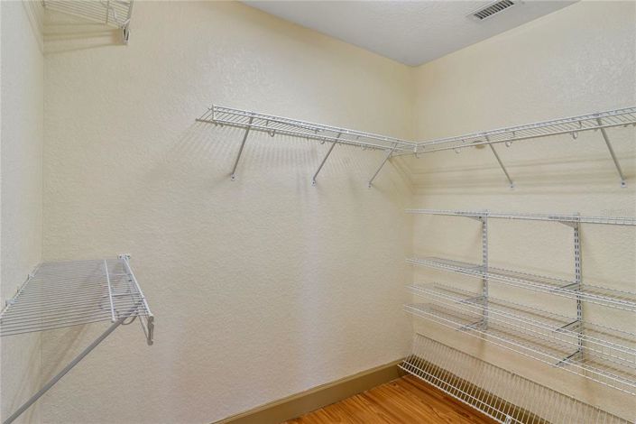 Image No.39-4 Bed House for sale