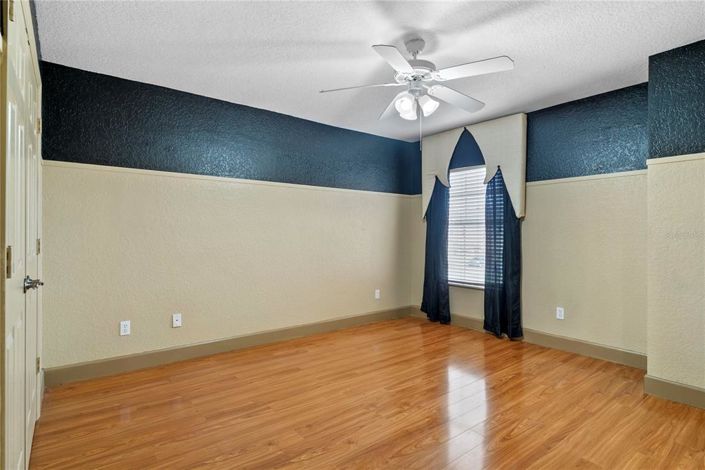 Image No.46-4 Bed House for sale