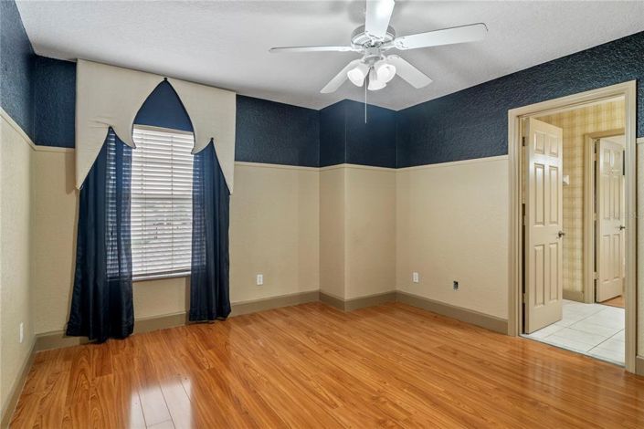 Image No.48-4 Bed House for sale
