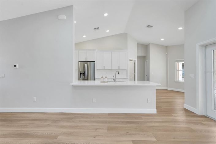 Image No.9-4 Bed House for sale