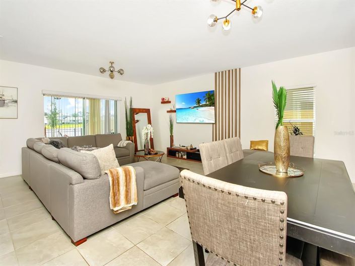 Image No.15-4 Bed House for sale