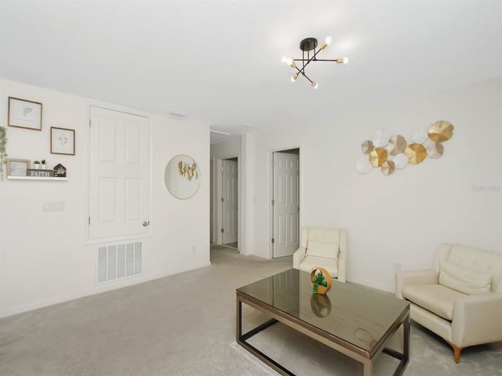 Image No.21-4 Bed House for sale