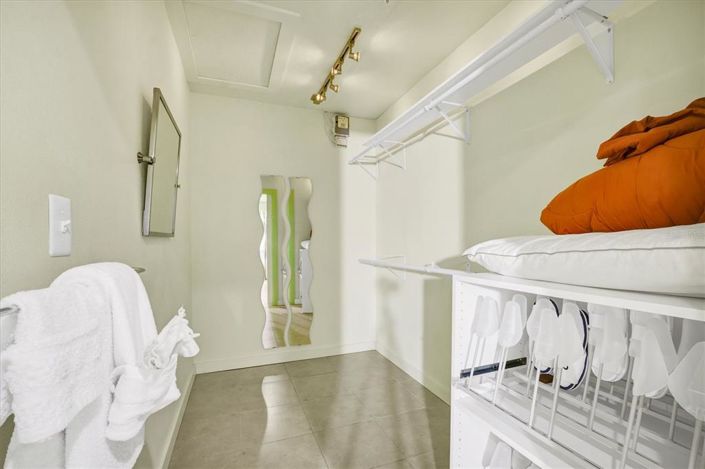 Image No.24-2 Bed Apartment for sale
