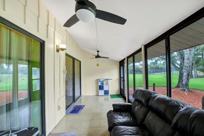 Image No.26-2 Bed Apartment for sale