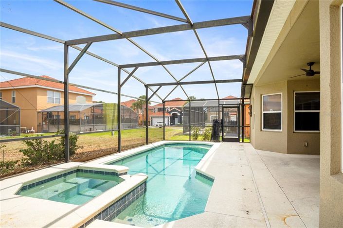 Image No.44-5 Bed House for sale