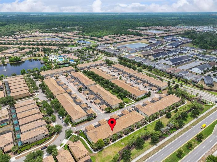 Image No.37-5 Bed Townhouse for sale