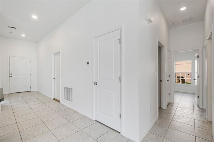 Image No.21-4 Bed House for sale