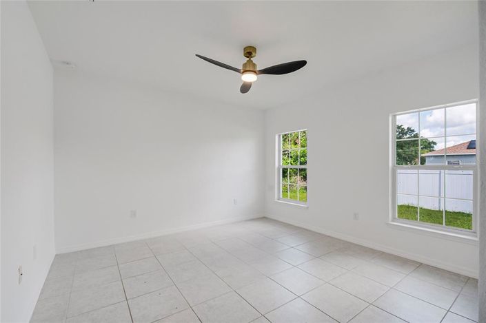 Image No.26-4 Bed House for sale