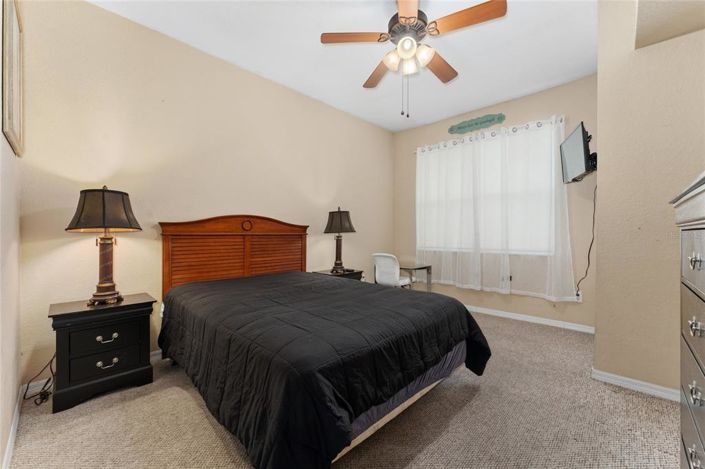 Image No.19-3 Bed Townhouse for sale