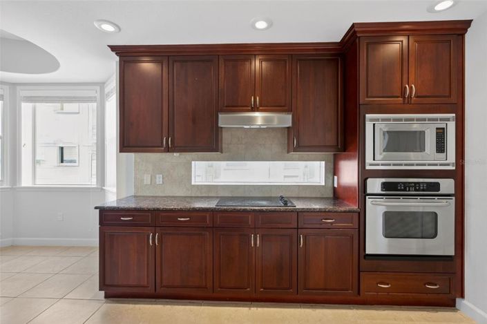 Image No.33-3 Bed Apartment for sale