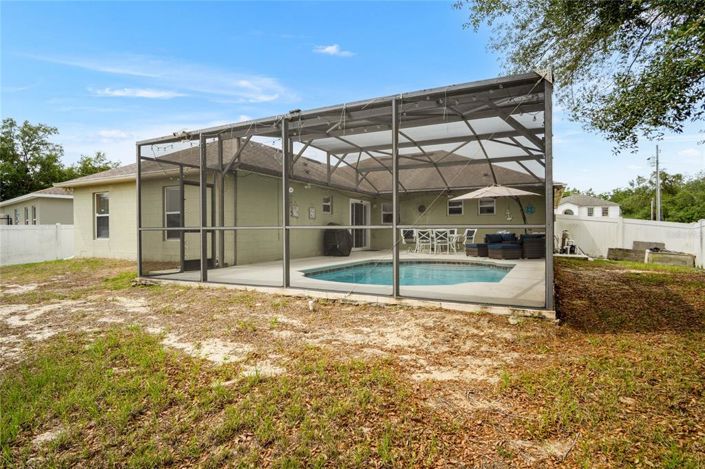 Image No.30-4 Bed House for sale