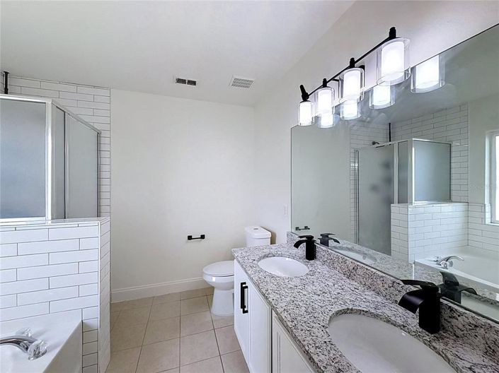 Image No.18-3 Bed House for sale