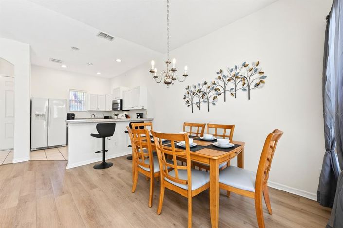 Image No.5-4 Bed Townhouse for sale