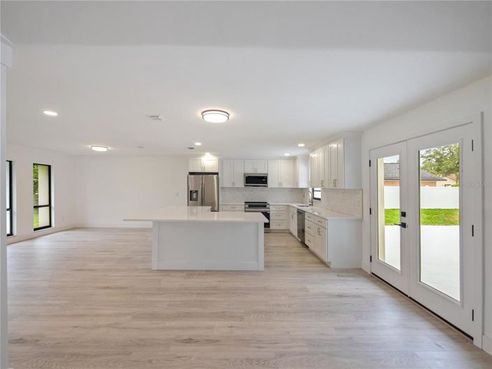 Image No.4-4 Bed House for sale