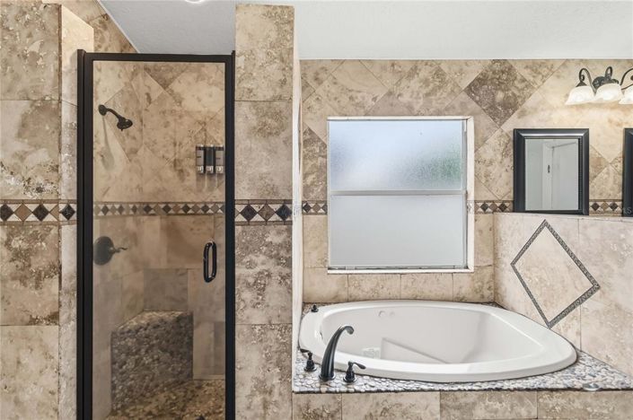 Image No.16-3 Bed House for sale