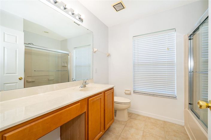 Image No.22-5 Bed House for sale