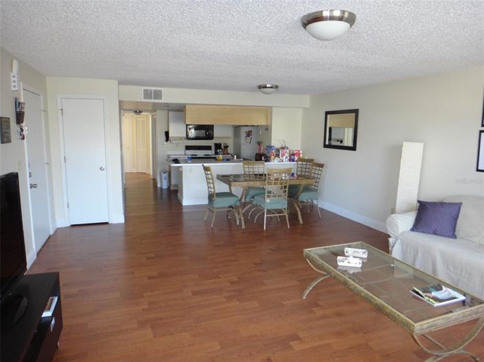 Image No.7-3 Bed Apartment for sale