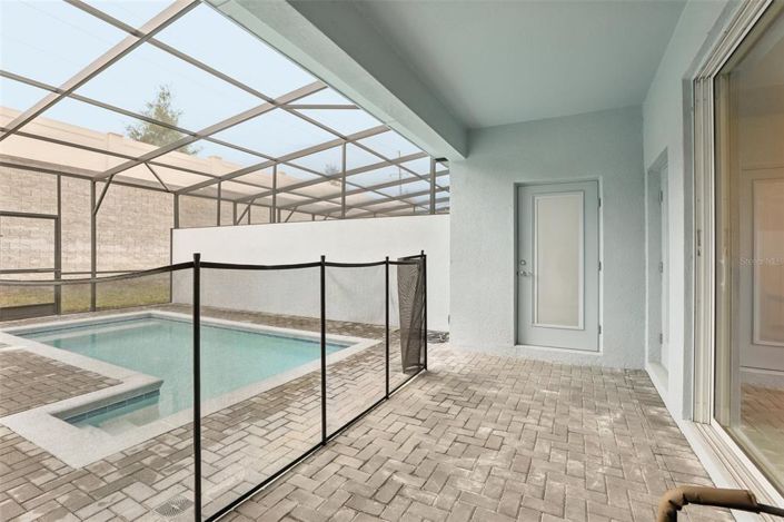 Image No.26-5 Bed Townhouse for sale