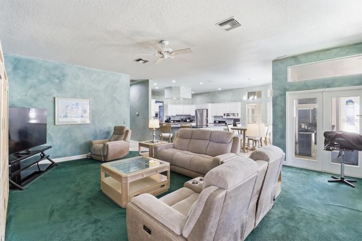 Image No.30-4 Bed House for sale