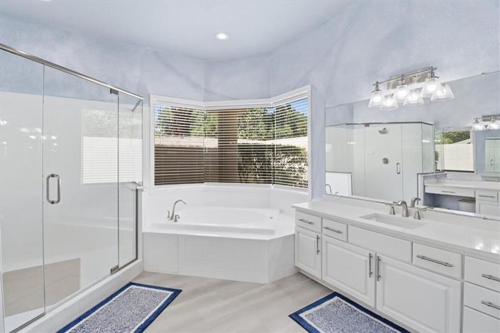 Image No.37-4 Bed House for sale