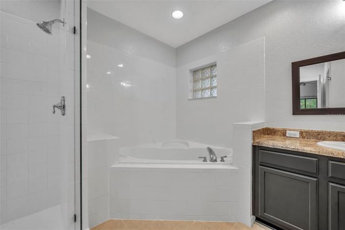 Image No.22-3 Bed Apartment for sale