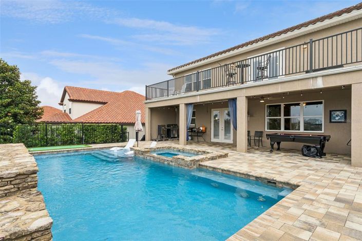 Image No.40-5 Bed House for sale