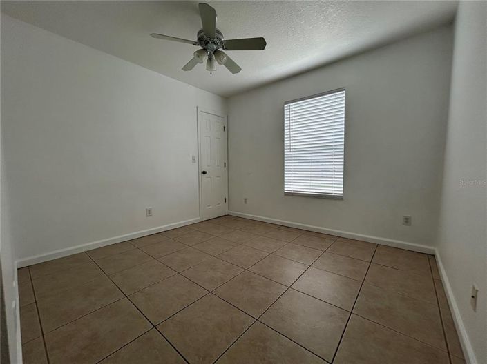 Image No.19-3 Bed Townhouse for sale
