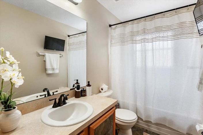 Image No.32-4 Bed House for sale