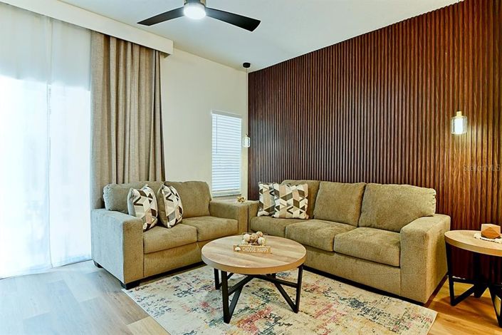 Image No.9-3 Bed Townhouse for sale