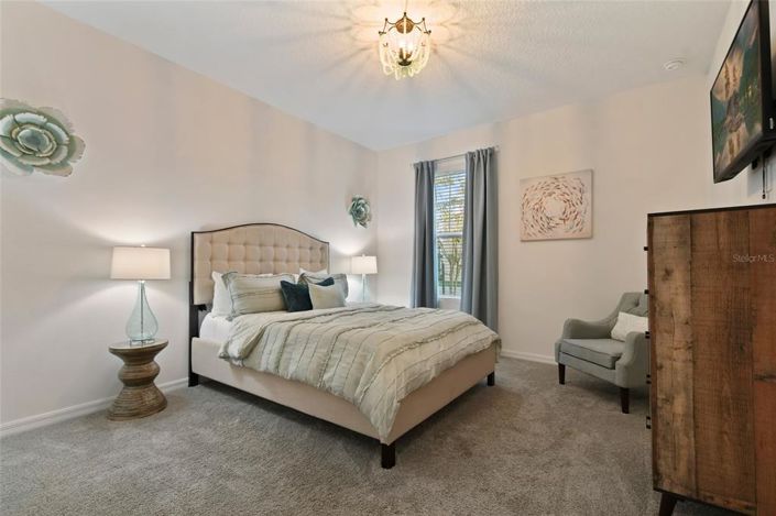 Image No.24-7 Bed House for sale