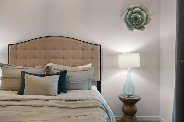 Image No.26-7 Bed House for sale