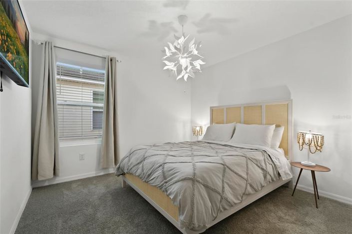 Image No.27-7 Bed House for sale