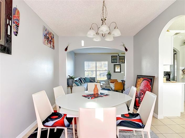 Image No.5-4 Bed House for sale