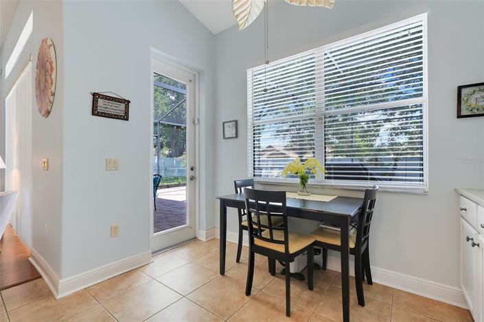 Image No.12-3 Bed House for sale