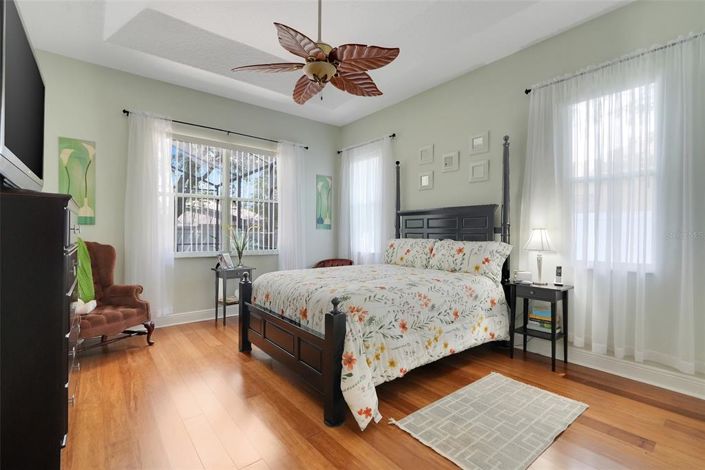 Image No.14-3 Bed House for sale